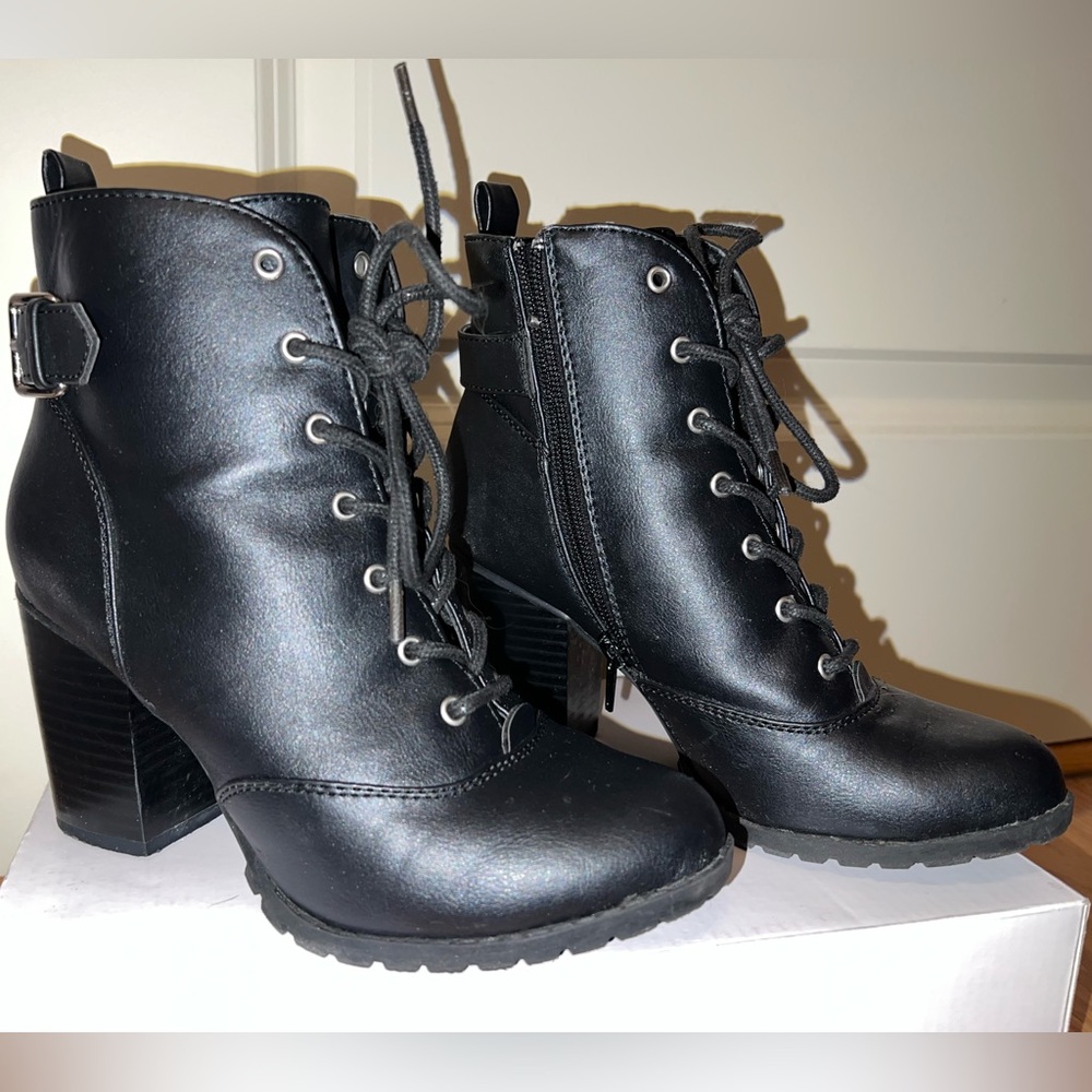 Rock & Candy Black Heeled Boots
